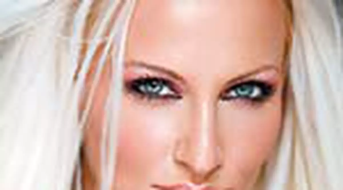 Anca Neacsu a primit o papusa de martipan cu chipul ei