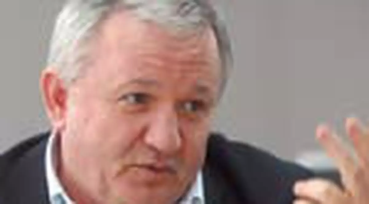 'Dau bani peste barem arbitrilor'