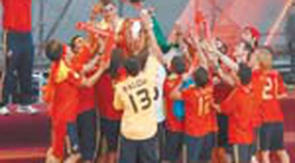 'Vedetele nu cracneau'