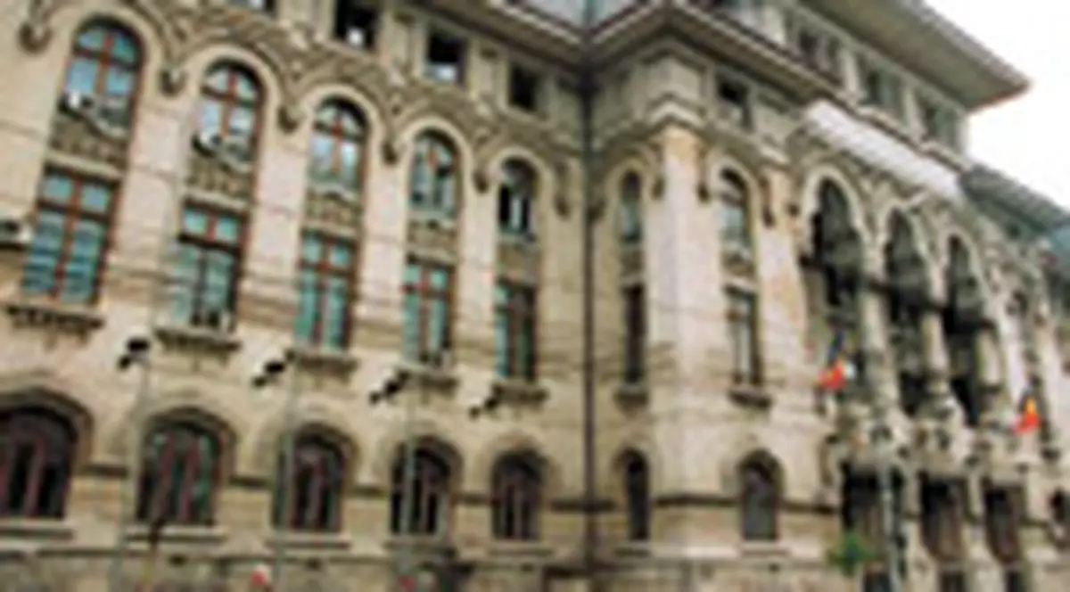 Oprescu fuge din Primarie