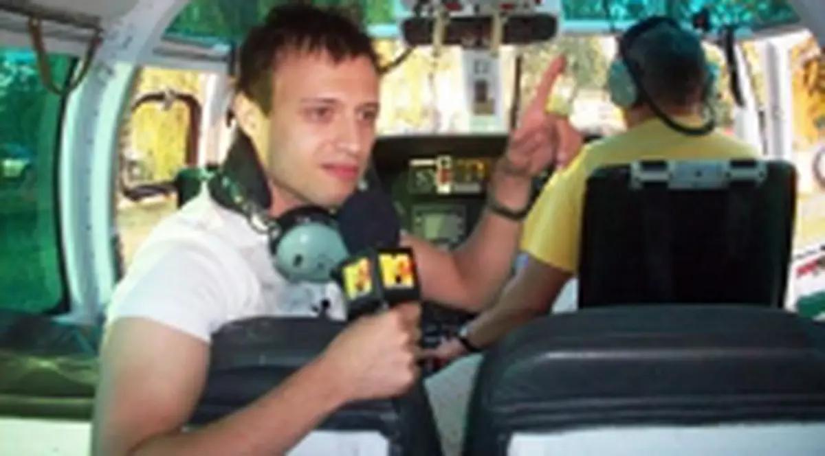 Cristi Stanciu prezinta MTV By Request din elicopter