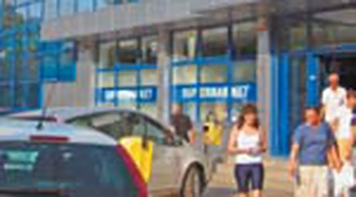 Filmati cand furau din supermarket 