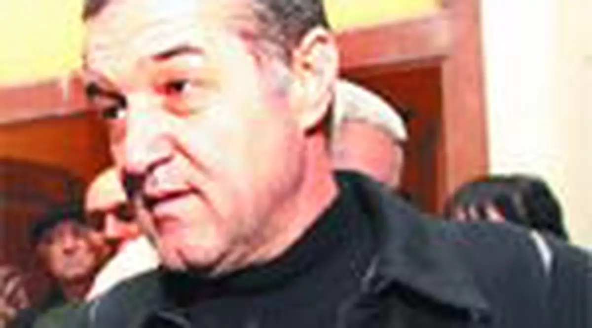 Becali recunoaste ca a vrut sa dea