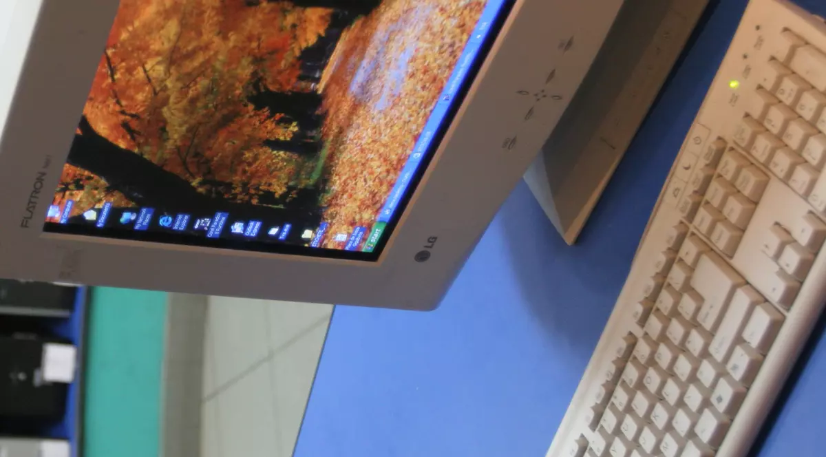 Au furat calculatoarele CFR-ului!