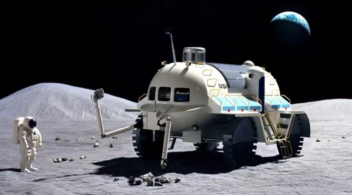 Prima ieşire  în spaţiu a unui astronaut chinez a fost un succes