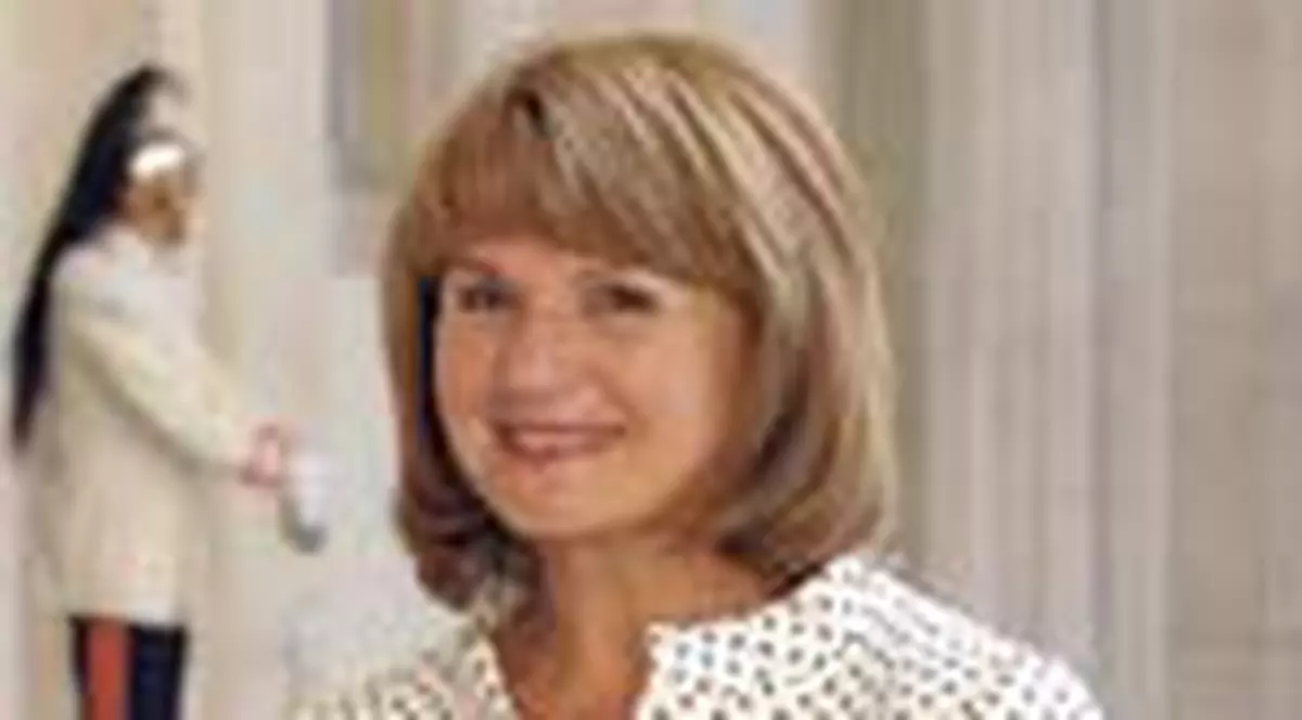 'E stilata si eleganta'