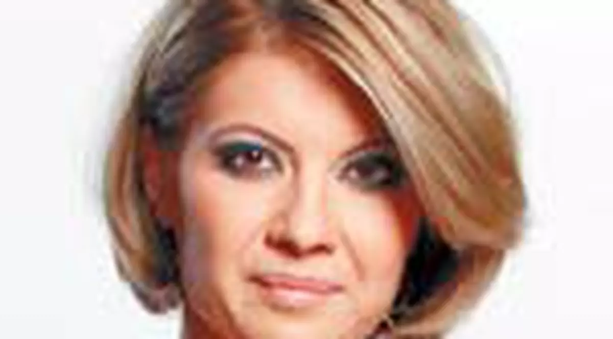 Catinca Roman ia lectii de tae-bo