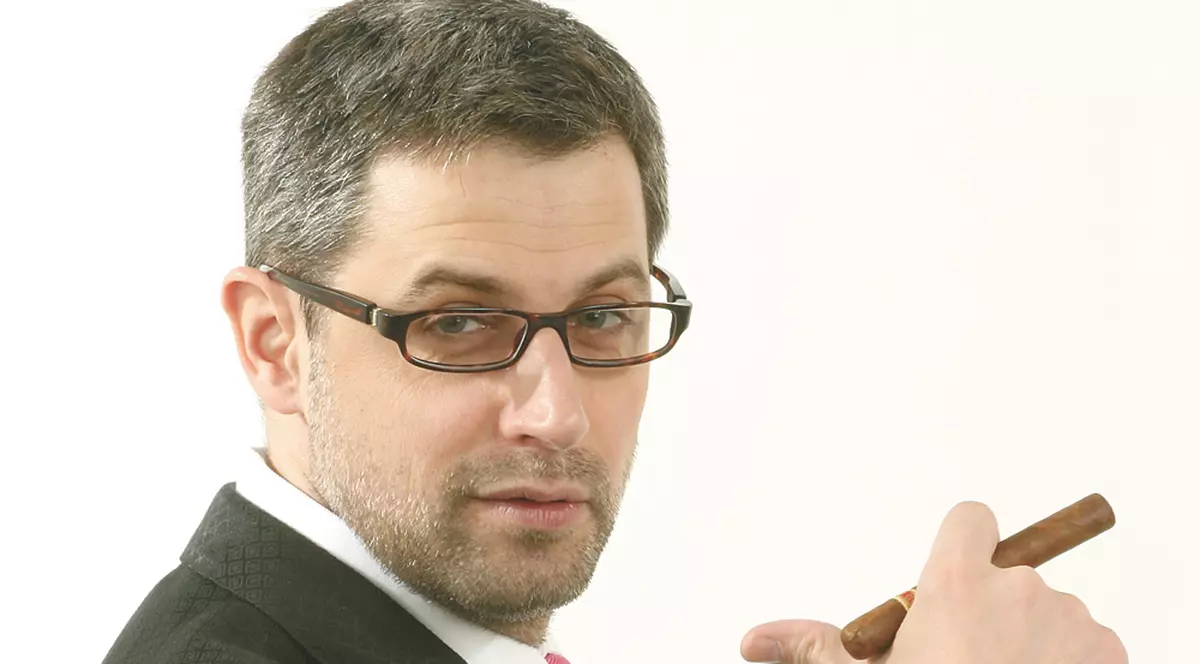 Radu Moraru vrea sa aduca la putere 'Guvernul Nasul'