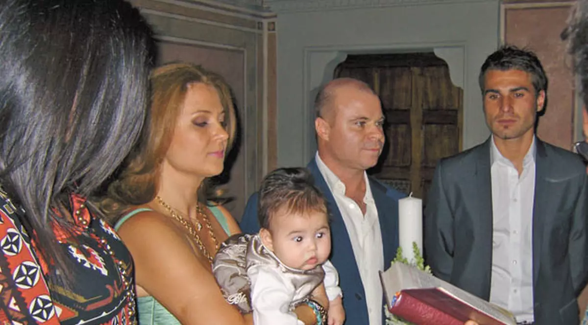 Mutu, chemat în cantonament de la botez