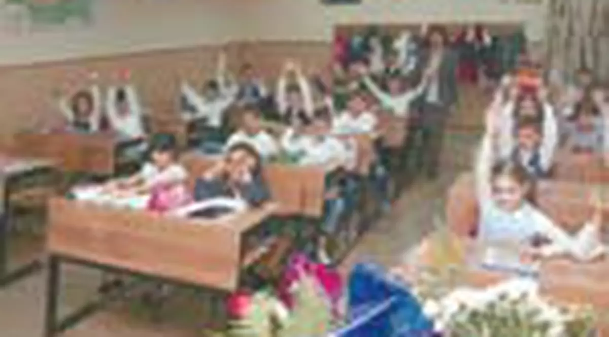 Taaar! A inceput scoala