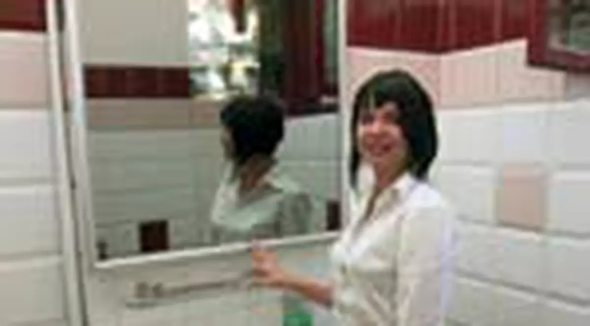 A facut 100.000 &euro; din reclame in oglinda 