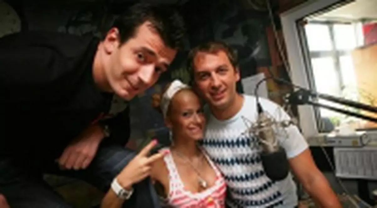 Anda Adam, la debutul emisiunii 'Semen cu Ivan', la ProFM