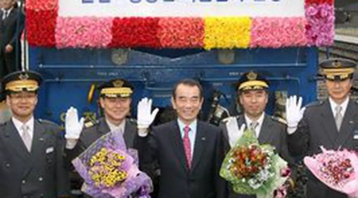 Primul tren de marfă dintre cele două Corei circulă aproape gol