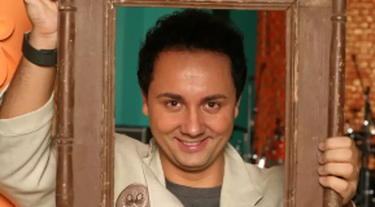 Măruţă caută un cadou pentru Anna Lesko