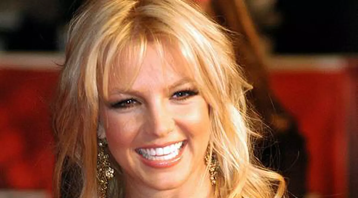 Britney Spears lansează un nou parfum