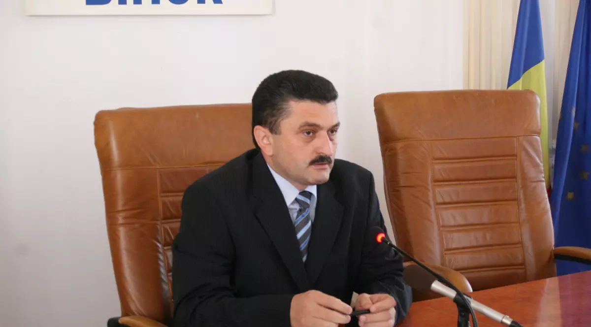 La Consiliul Judeţean Bihor, ziua de luni începe cu o rugăciune