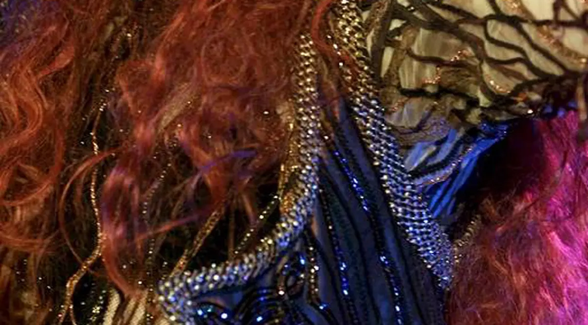 Cher e bolnavă sau suferă din dragoste?