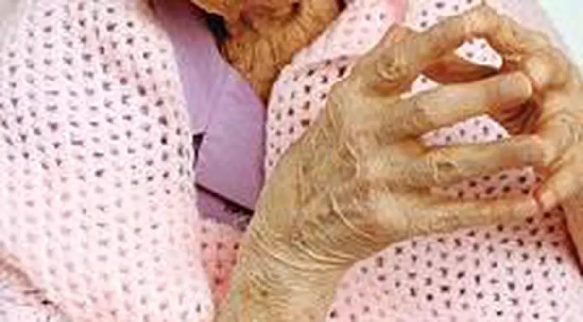 Ea e virgina de 105 ani!