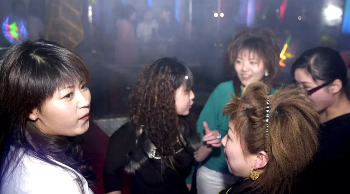 Surzii simt muzica după miros