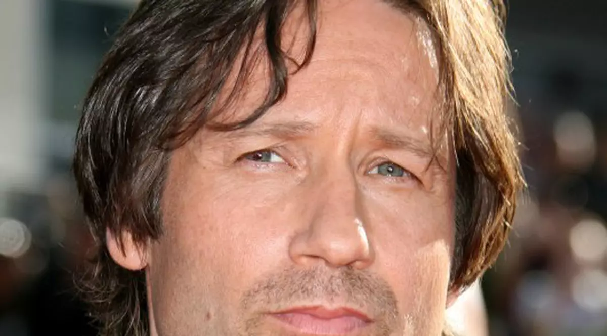 David Duchovny are o aventură cu instructoarea de tenis?