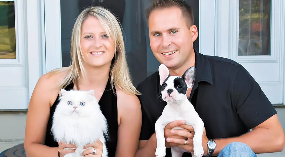 Câine sau pisică? Ce animal ţi se potriveşte