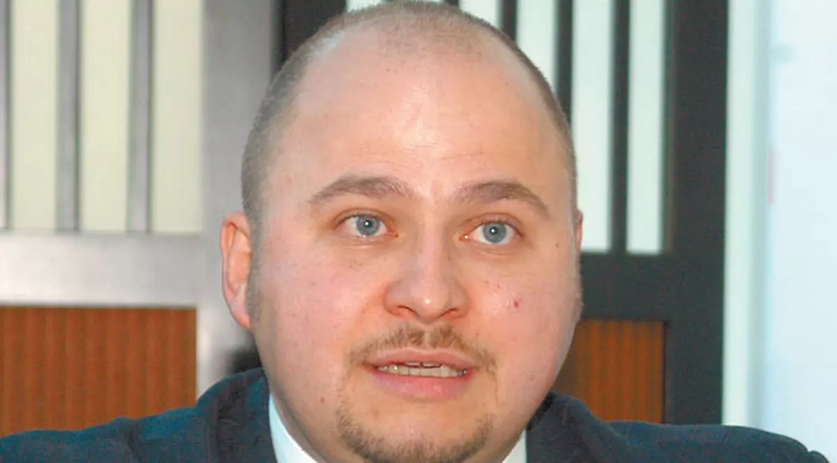 Directorul cu salariul de 50.000 de euro şi-a dat demisia 