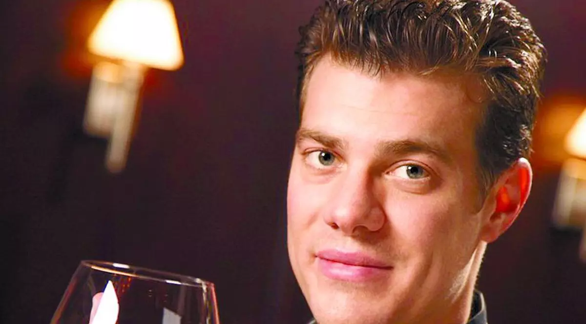 Vinul roşu face bine fumătorilor