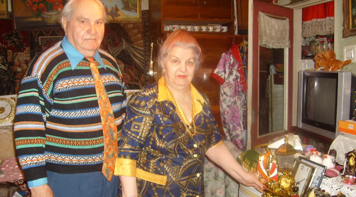 Şi-au umplut casa cu ceasuri