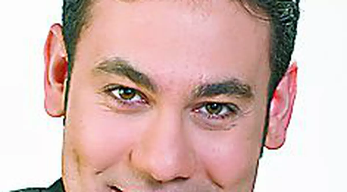 Ionuţ Dolănescu a devenit tată