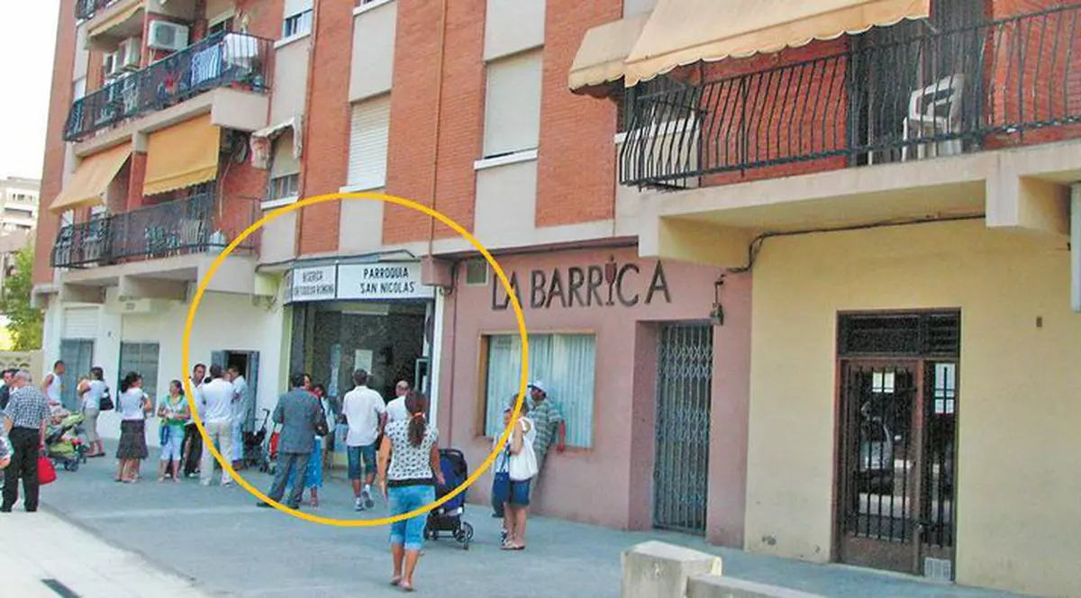 Biserica de la parterul blocului