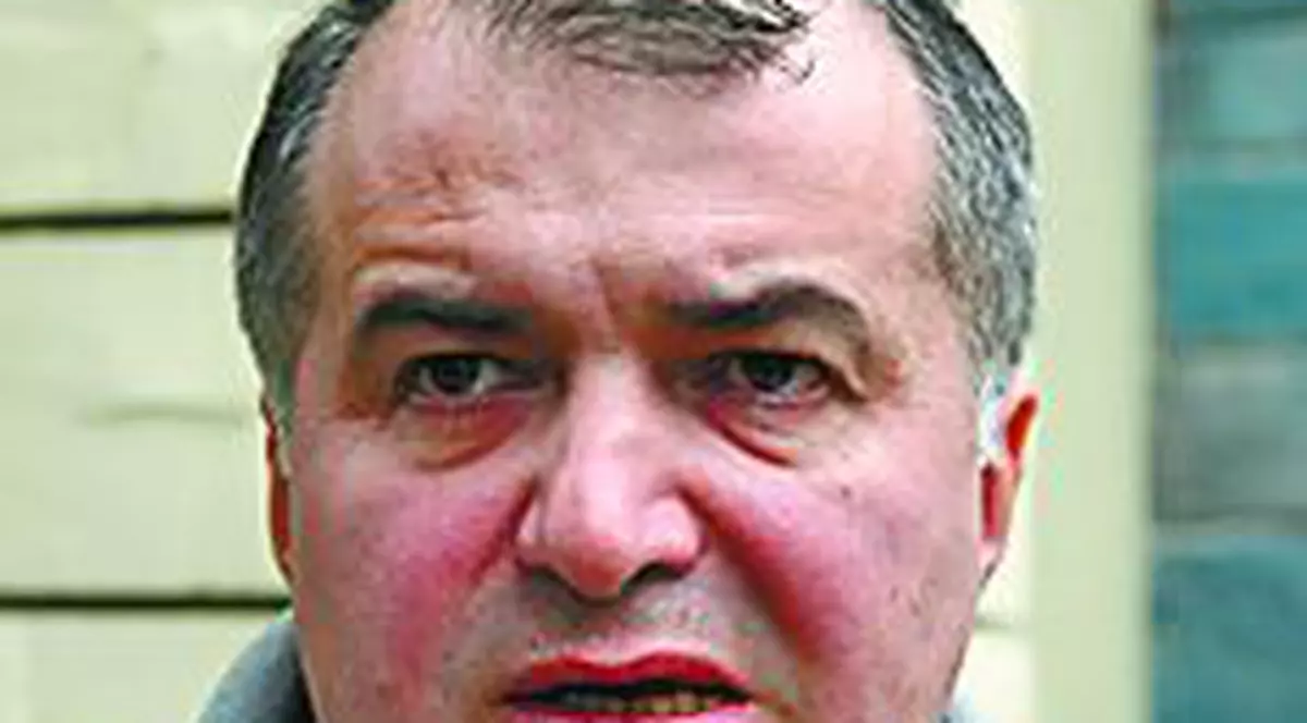 Călinescu, milionar din dividende