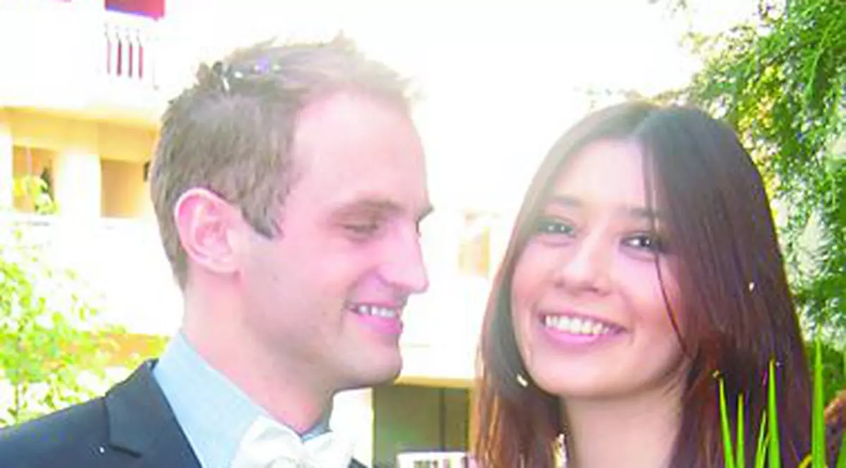 Sorin din trupa Akcent a renunţat şi el la burlăcie