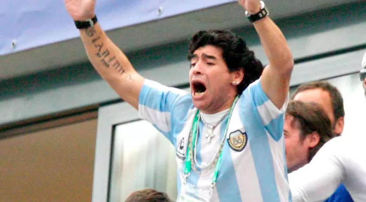 Maradona este noul selecţioner al Argentinei