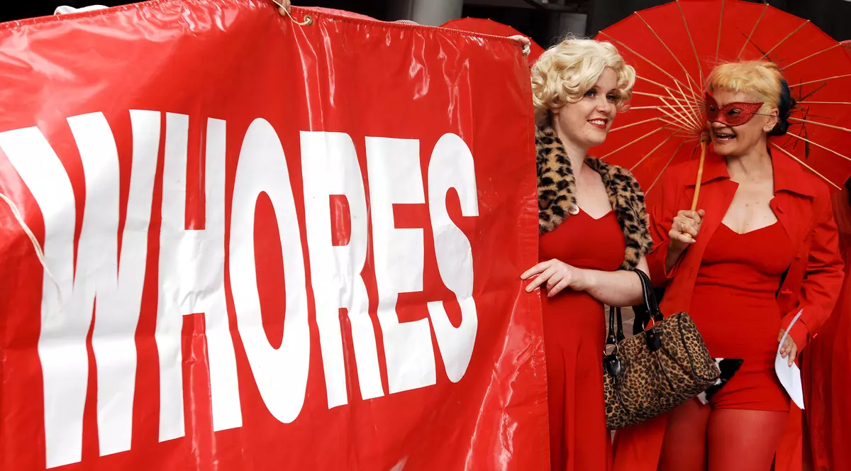 Guvernul din Brazilia le dă sfaturi prostituatelor