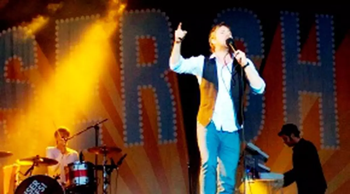 Clăparul trupei Kaiser Chiefs, operat de urgenţă