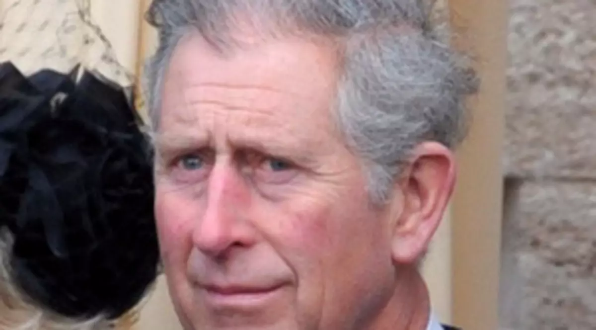 Prinţul Charles, luat la mişto de ziua lui