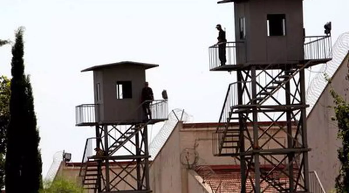 Evadare în camionul cu lenjerie murdară