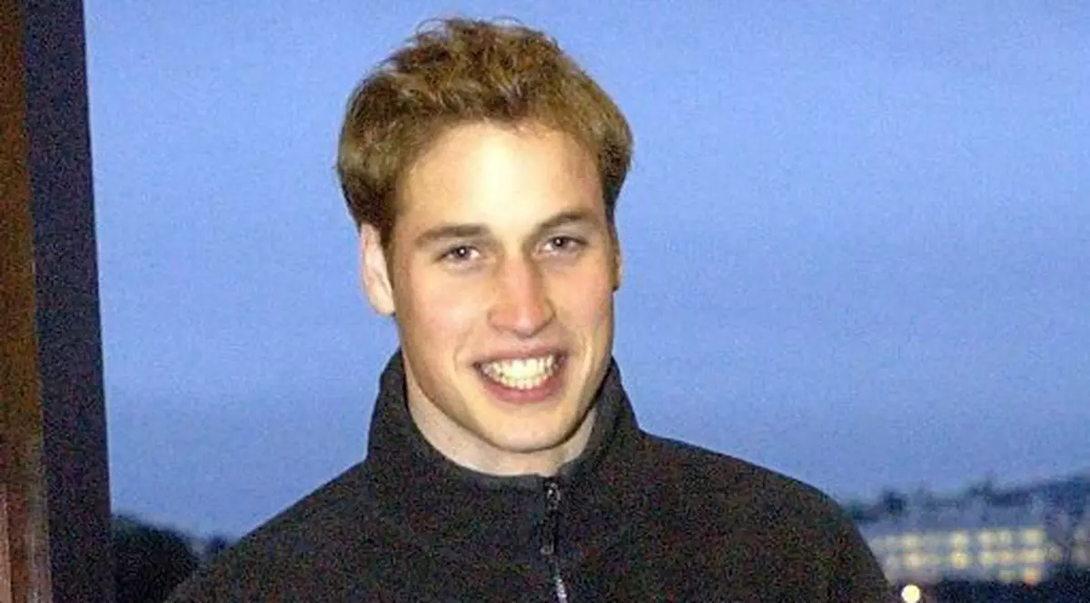 Prinţul William a ajutat o familie accidentată în trafic