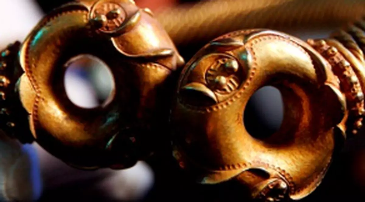 Colier rar din Epoca Fierului, expus la British Museum