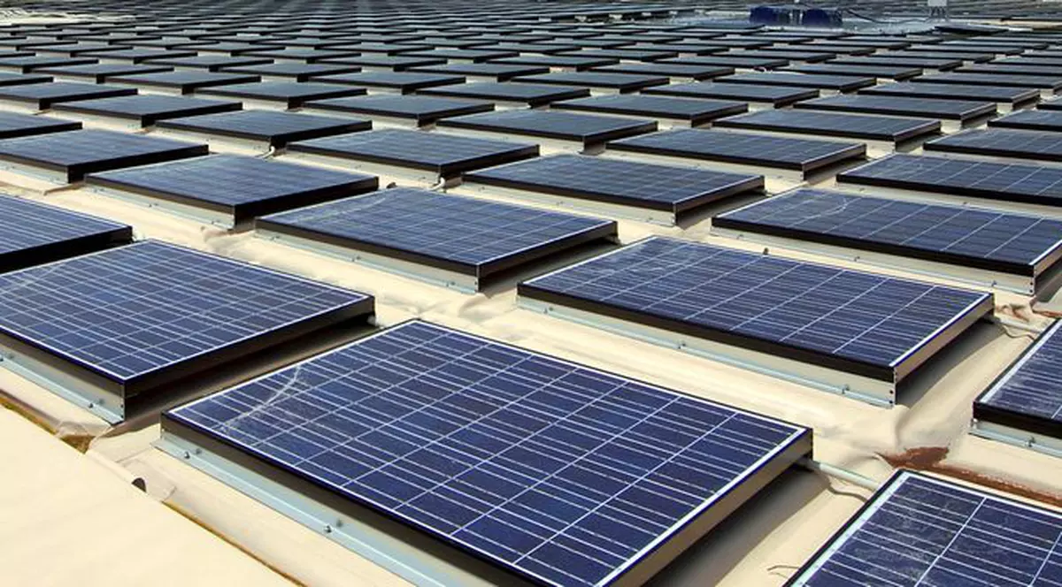 Metodă eco de obţinere a energiei: montarea panourilor solare pe morminte