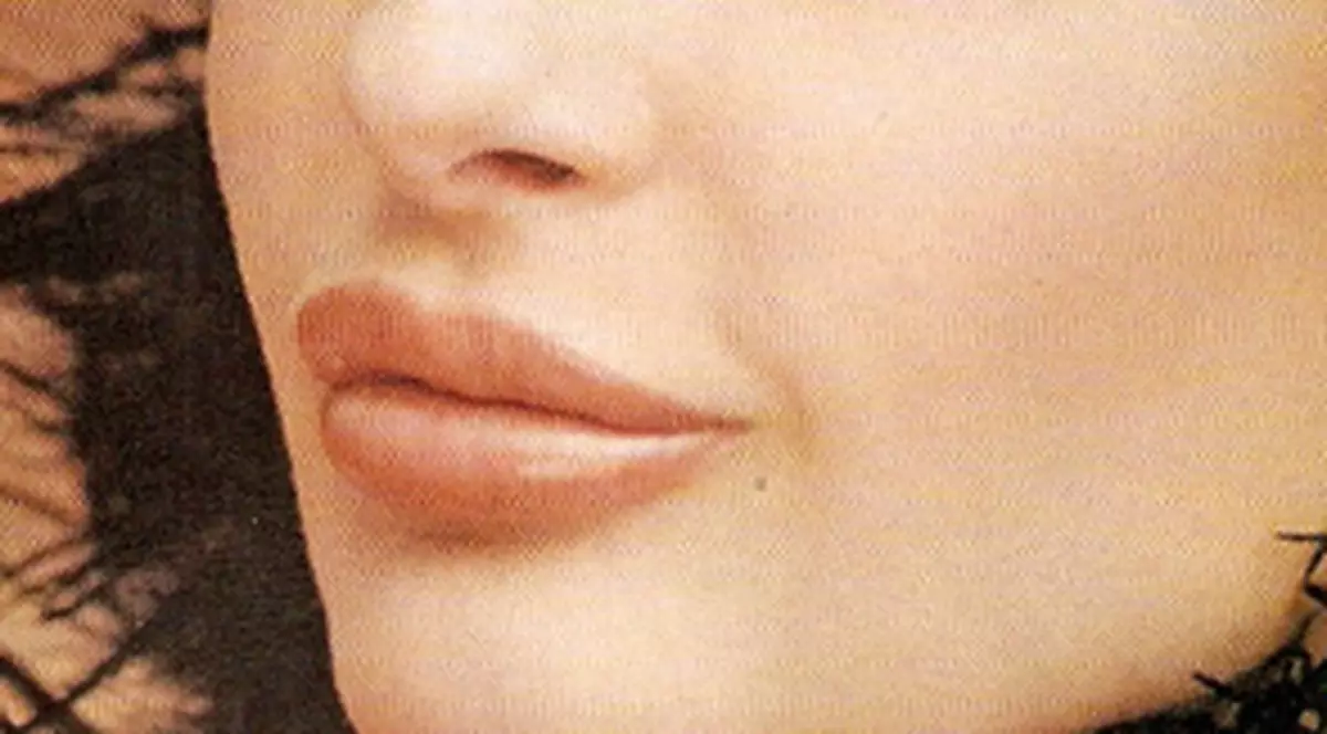 Joana Benedek face revelionul la TVR