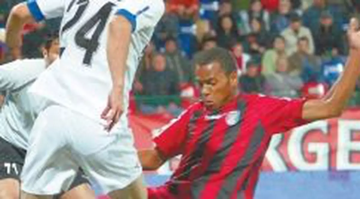 "Everton , cel mai slab jucător din istoria Gloriei Buzău"