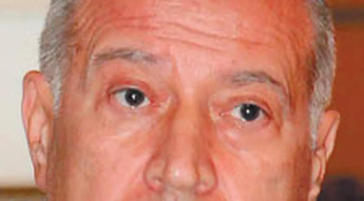 Dan Voiculescu bagă 100 milioane € în Antene