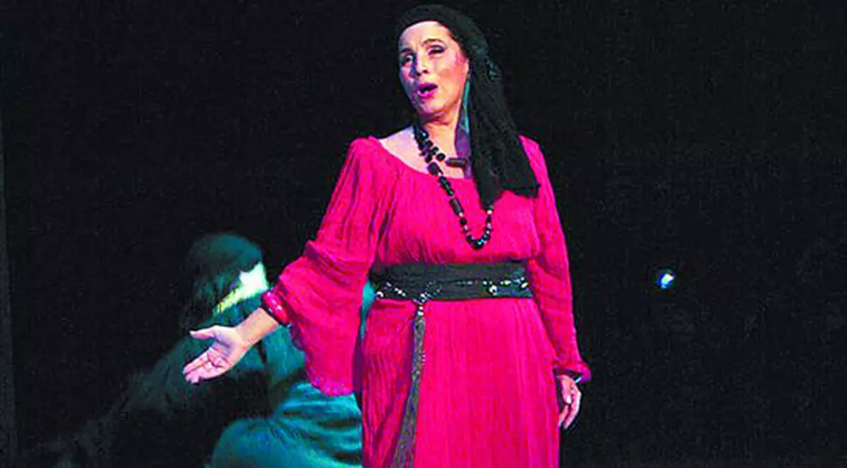 Daniela Vlădescu vine la Operetă