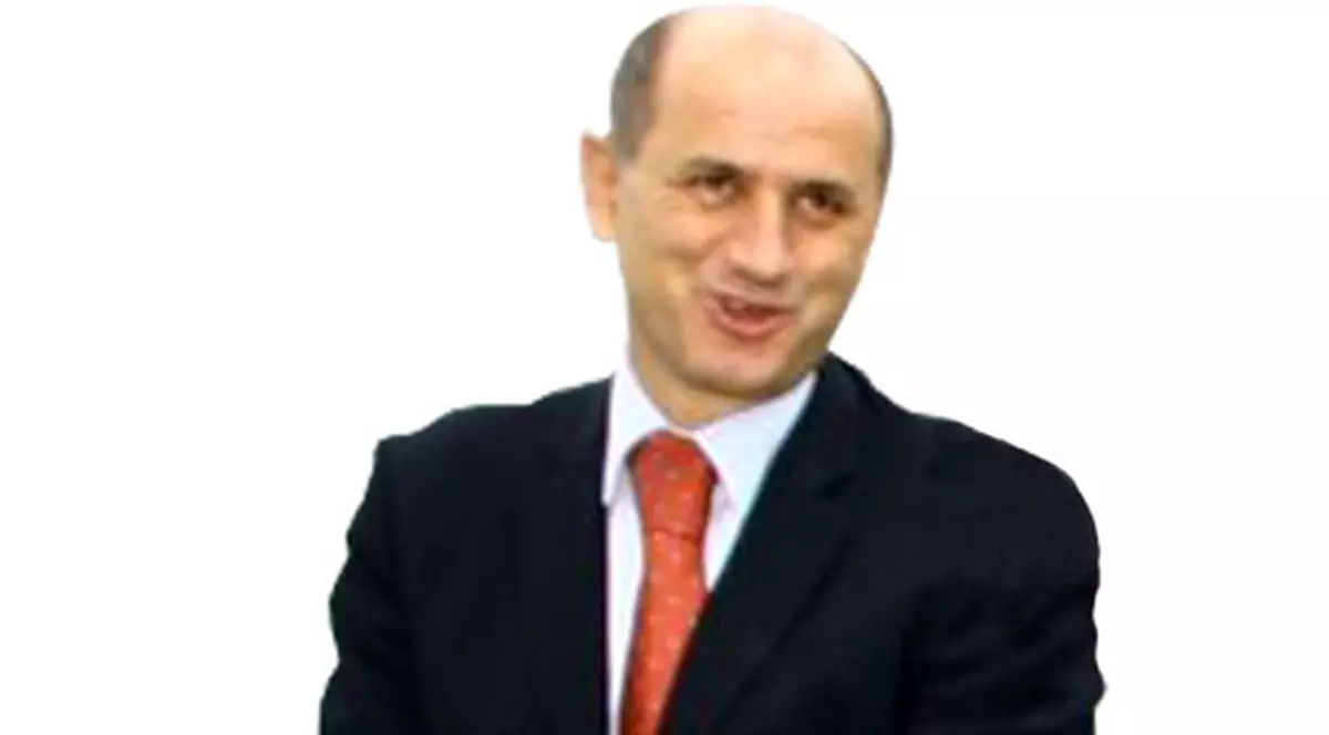 "Copos a cărat moloz cu roaba"