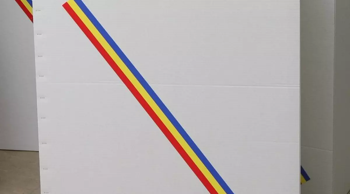 Prezenţă scăzută la vot şi pentru românii din străinătate