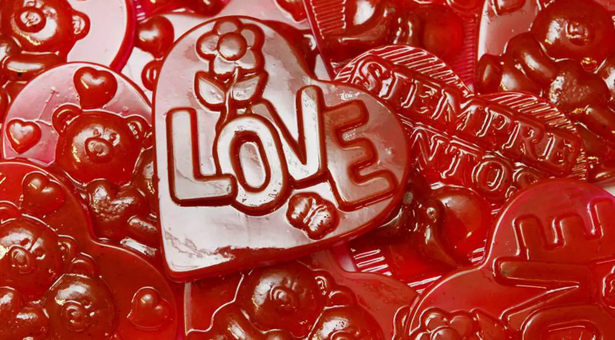 Un puşti de 9 ani te invaţă cum să agăţi femeile