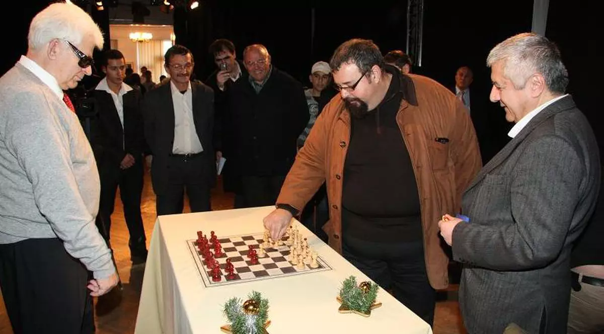 S-a deschis prima şcoală internaţională de şah din Capitală