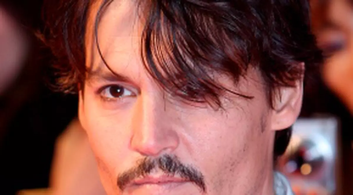 Johnny Depp şi Angelina Jolie, ”răii” preferaţi ai publicului