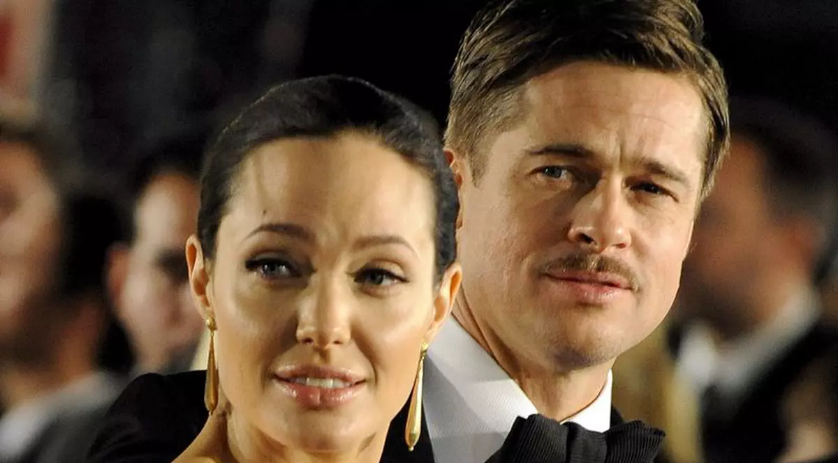 Angelina i-a cumpărat o motocicletă iubitului său